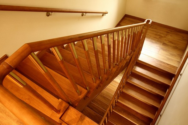 Wewnętrzne schody drewniane
