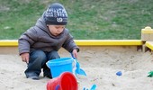 Jak zrobić piaskownicę drewnianą dla dzieci?
