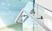 Zobacz, jaką wybrać wysokość balustrady schodowej