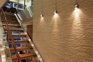 Funkcjonalne oświetlenie schodów